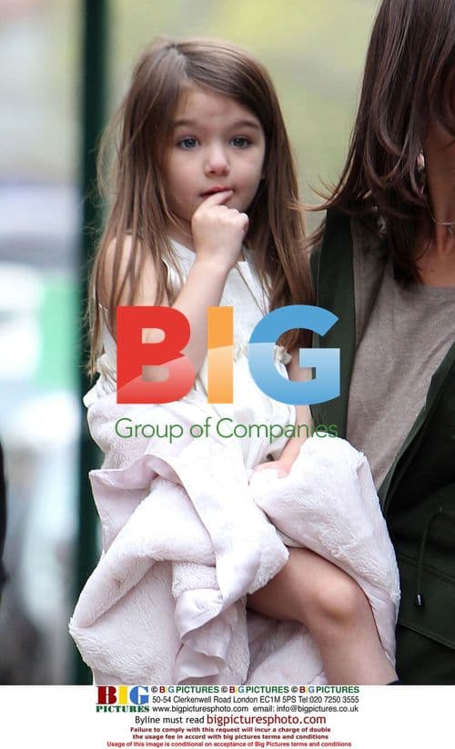 Suri Cruise Visits Mom Katie Holmes on Set