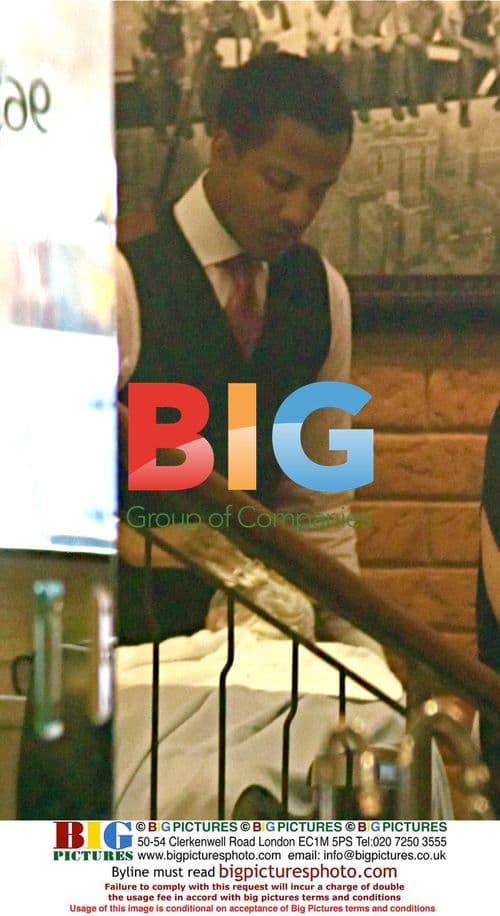 Tobey Maguire Gets Shave in Beverly Hills