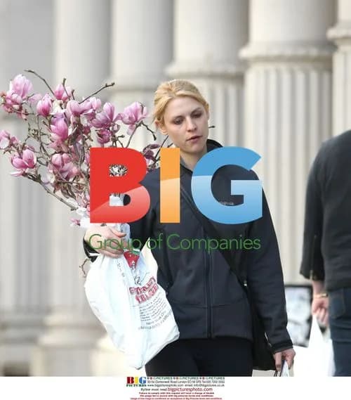 Claire Danes Running Errands in NYC