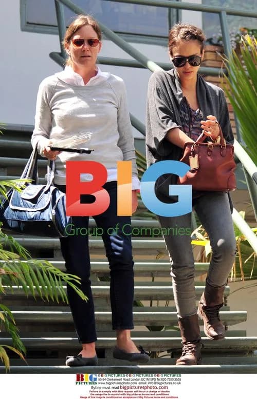 Jessica Alba runs errands in Santa Monica
