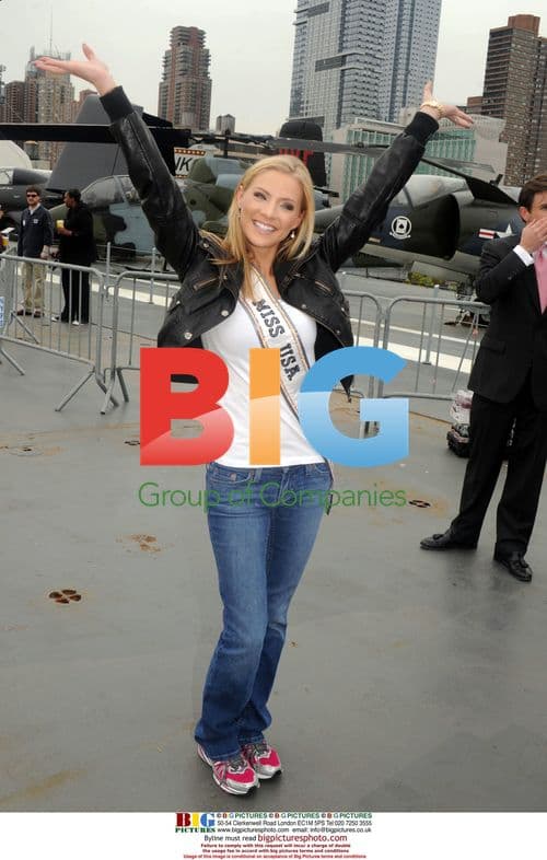 Miss USA Kristen Dalton packing goody bags