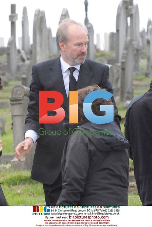 William Hurt Filming ÒLate BloomersÓ in London