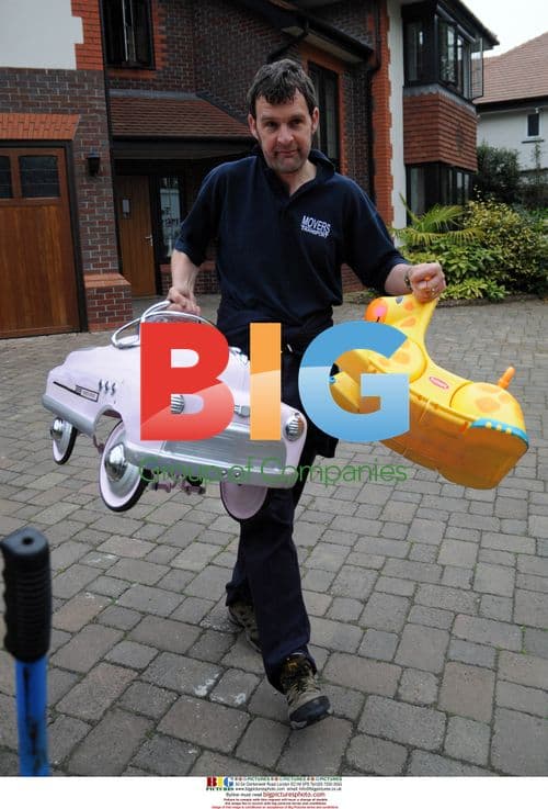 Kerry Katona Moving House