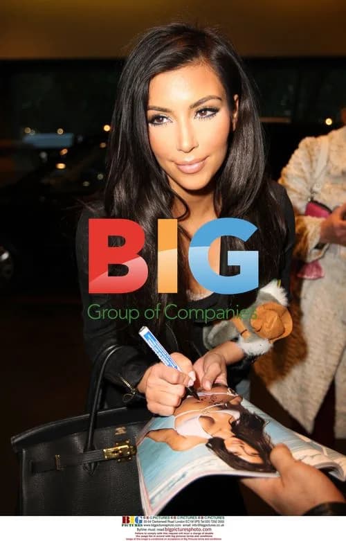 Kim Kardashian Leaving Hotel in Sydney
