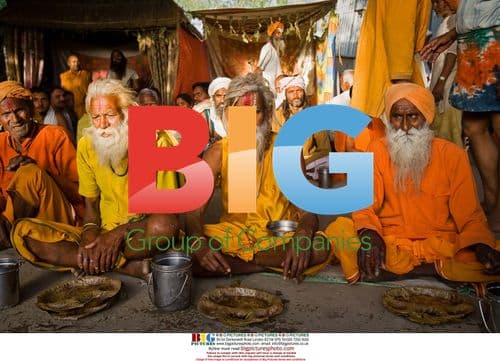 Hindu Devotees Take Holy Bath in Ganges River
