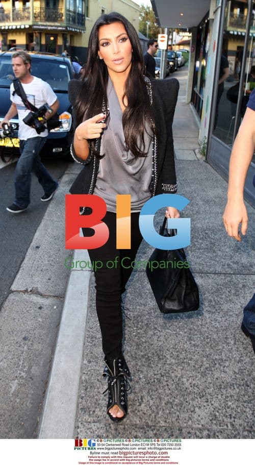 Kim Kardashian Shopping in Sydney