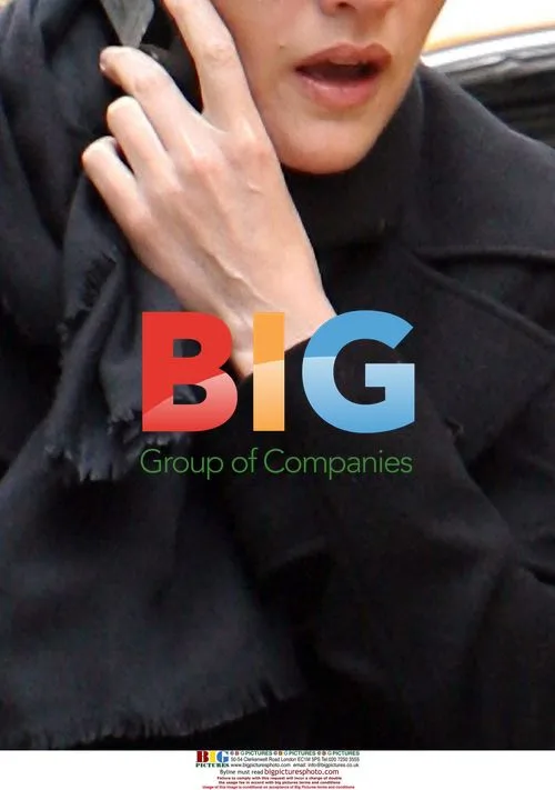 Kate Winslet Seen Without Wedding Ring in NYC