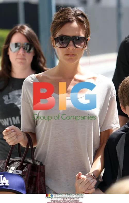 Beckhams Visit Pinkberry in LA