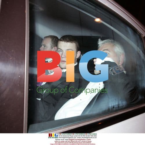 Wayne Rooney Leaves Whisky Mist After PFA Award Win