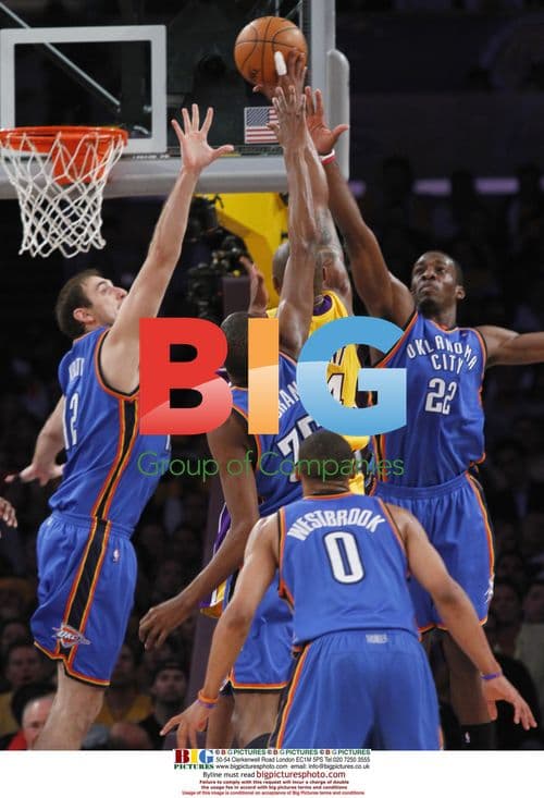 Kobe Bryant at Lakers vs Thunder game