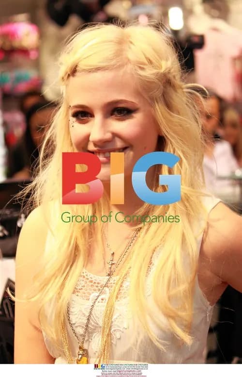 Pixie Lott at Lipsy Store Launch