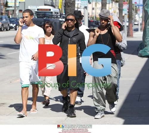 JLS Dancers Lunch Break in LA
