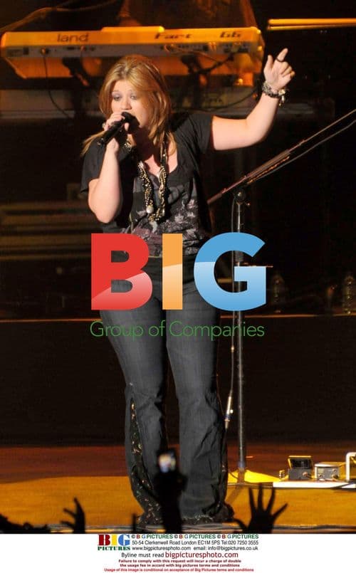 Kelly Clarkson Live Concert in Jakarta