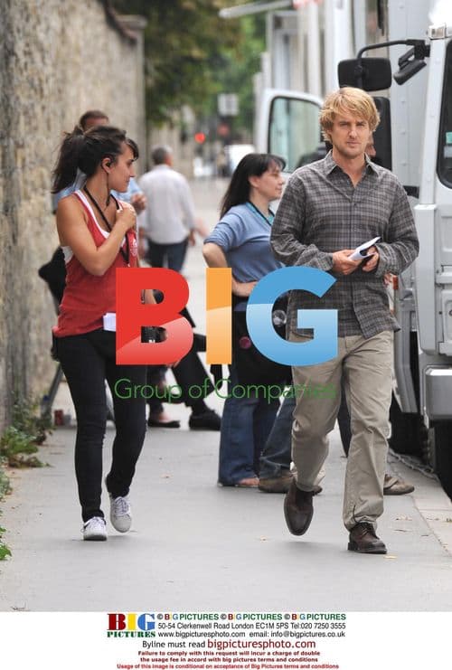 Carla Bruni-Sarkozy, Owen Wilson on Midnight In Paris set