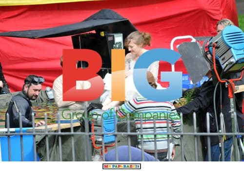 Kelly MacDonald filming 'Decoy Bride' in Glasgow