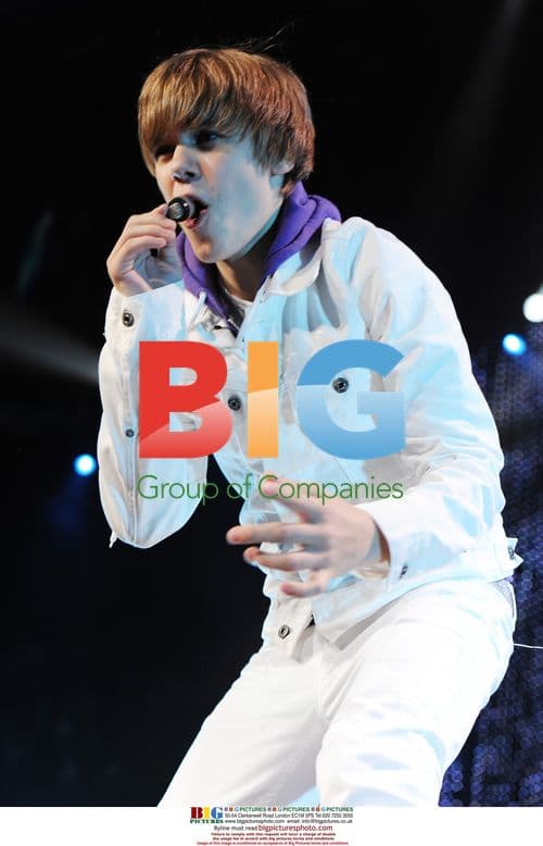 Justin Bieber performs in Florida