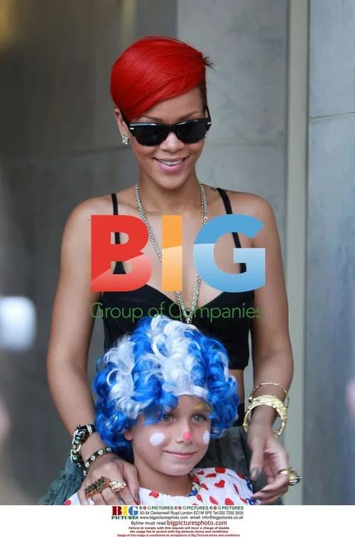 Rihanna Leaves Hotel, Greets Fans in Toronto