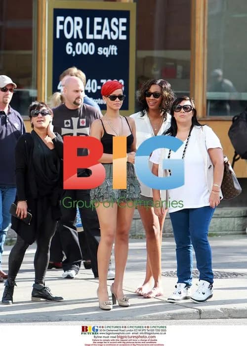 Rihanna Stops for Fans in Toronto