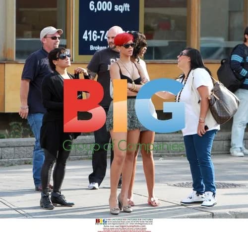 Rihanna Stops for Fans in Toronto