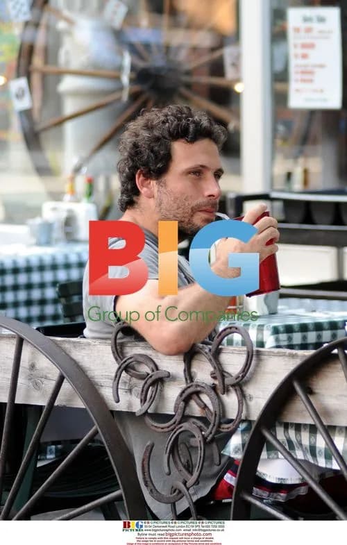 Jeremy Sisto Spotted Dining in West Village