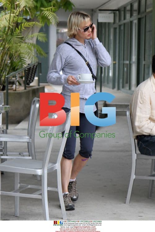 Renee Zellweger Grabs Coffee, Hits Gym