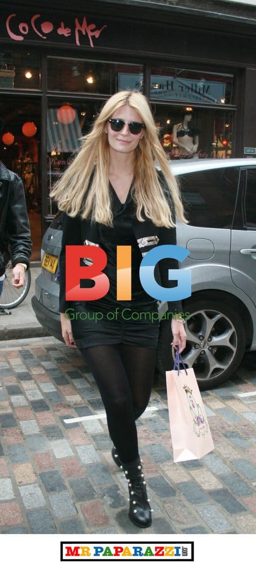 Mischa Barton and Lee Tinklin Leaving Coco de Mar