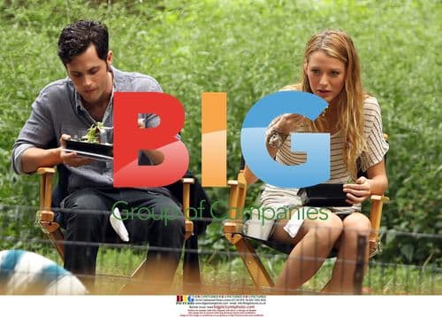 Blake Lively and Penn Badgely film 'Gossip Girl' in NYC