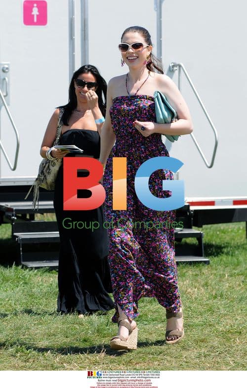 Michelle Trachtenberg at 'Super Saturday 13' Charity Benefit