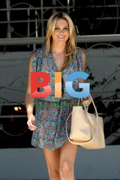 Stephanie Pratt Leaves Lunch in West Hollywood