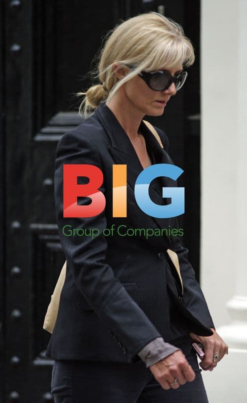 Joely Richardson strolling in West London