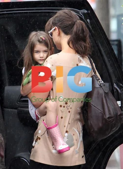 Katie Holmes and daughters in Toronto