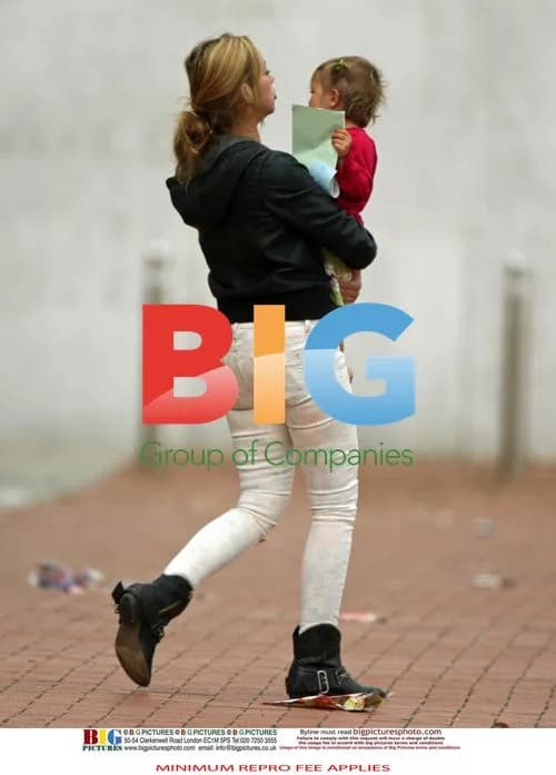 Charlotte Church and Daughter at Toy Store