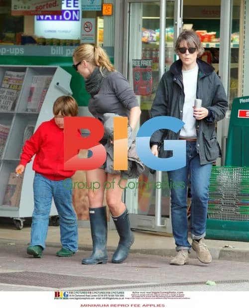 Kate Winslet at Petrol Station in UK