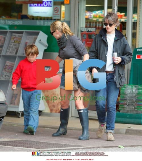 Kate Winslet at Petrol Station in UK