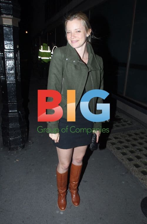 Amy Smart Spotted at Whisky Mist