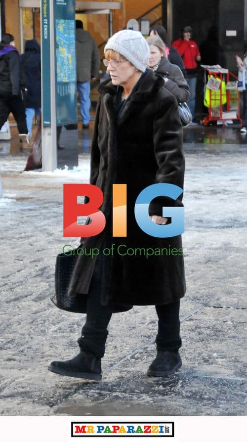 Anne Robinson Out in Glasgow