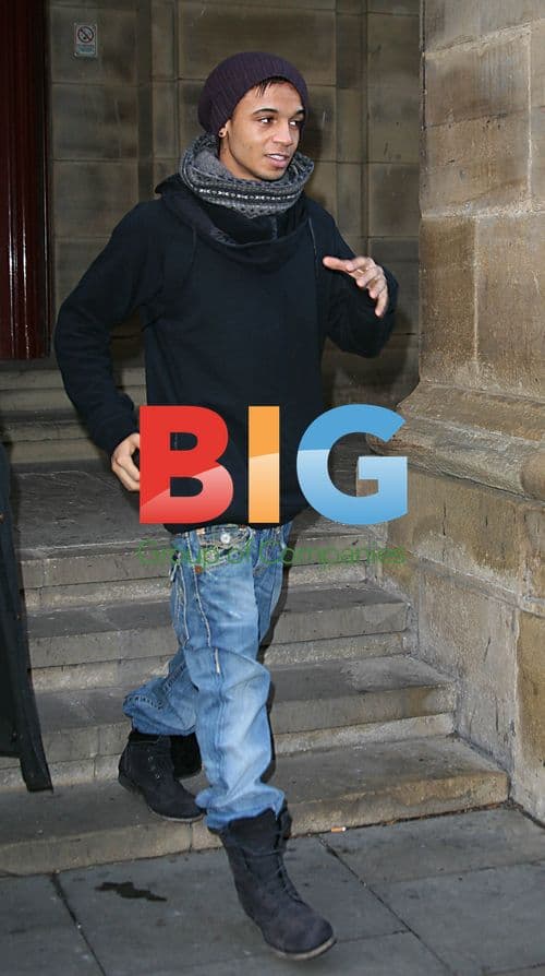 JLS Leaving Hotel for Shopping