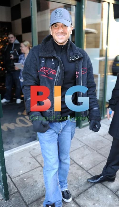 Peter Andre Leaves Hotel in Newcastle