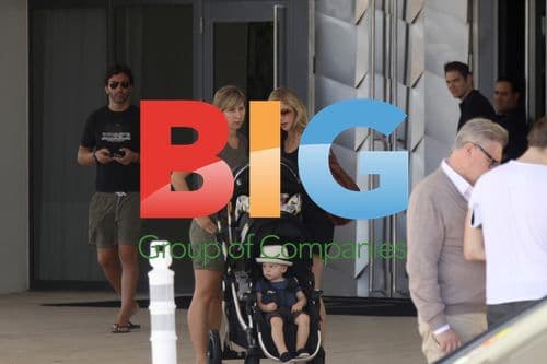 Anna Hansen and Lance Armstrong's Family Outing