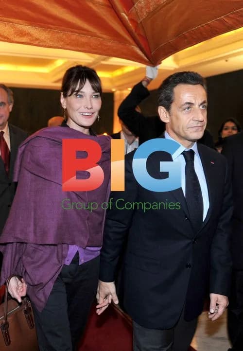 Sarkozy and Bruni Visit Taj Palace in New Delhi
