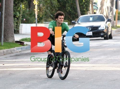 Orlando Bloom Cycling in Santa Monica