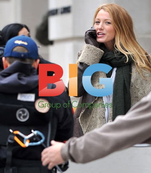 Blake Lively on 'Gossip Girl' set in NYC