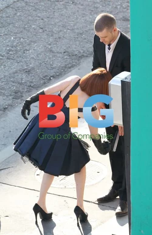 Justin Timberlake and Amanda Seyfried filming 'Now'