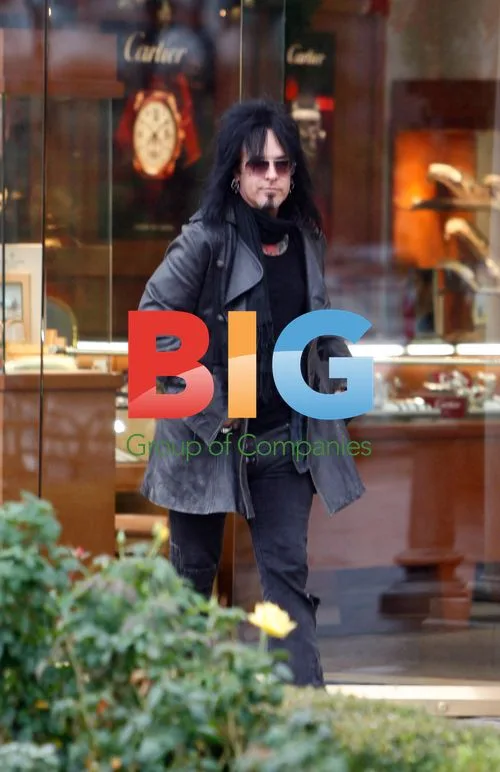 Nikki Sixx and Denise Richards Jewelry Shopping
