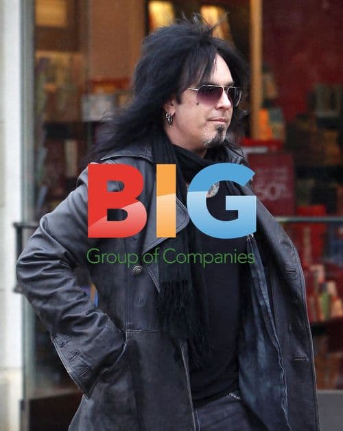 Nikki Sixx and Denise Richards Jewelry Shopping