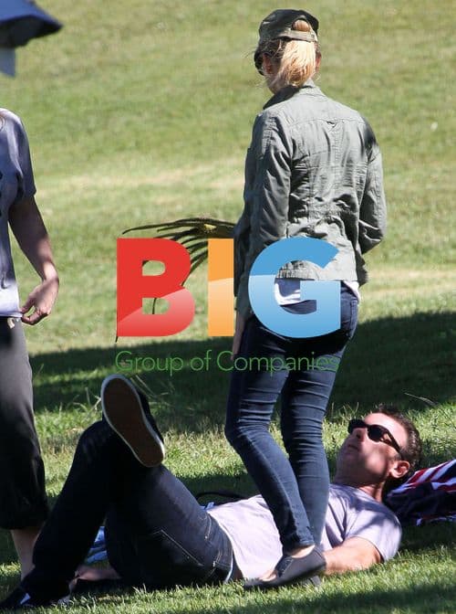 Naomi Watts and Liev Schrieber with sons in Sydney