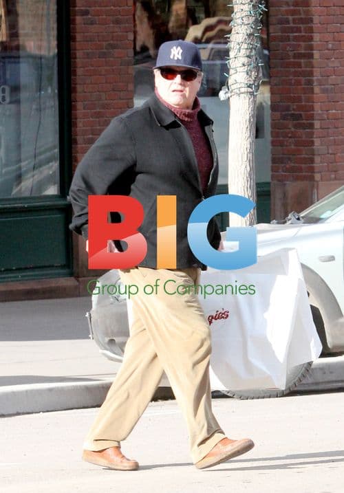 Jack Nicholson Shopping in Aspen