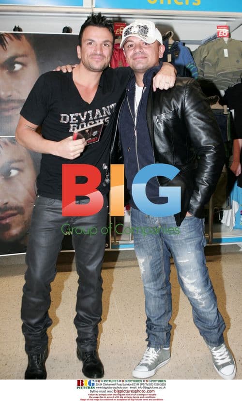 Peter Andre Signing 'Love Songs' in Tesco