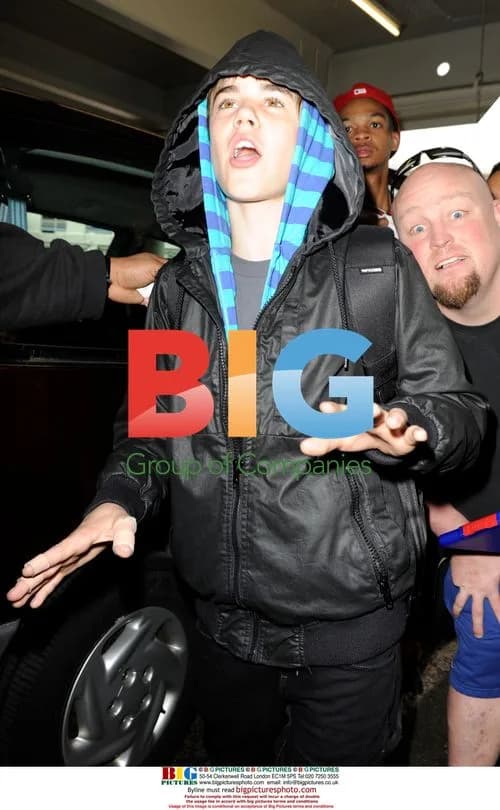 Justin Bieber Arrives at Miami Airport