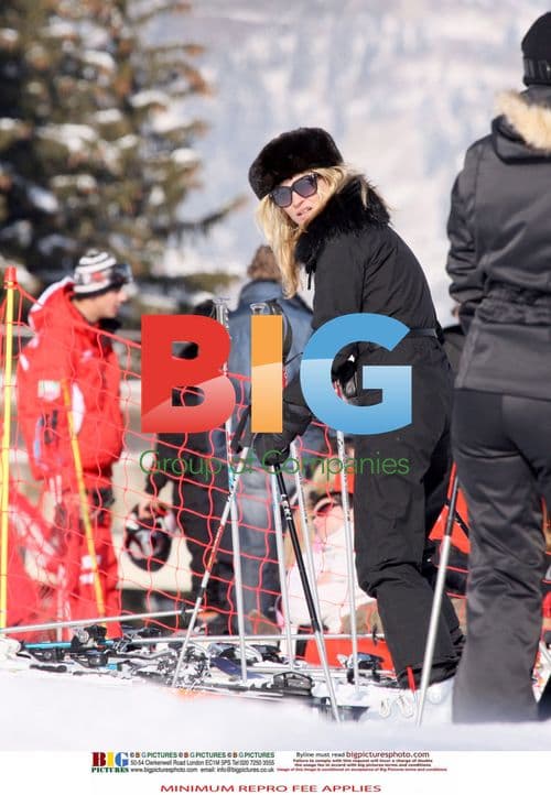 Kate Moss and Jamie Hince Ski in France